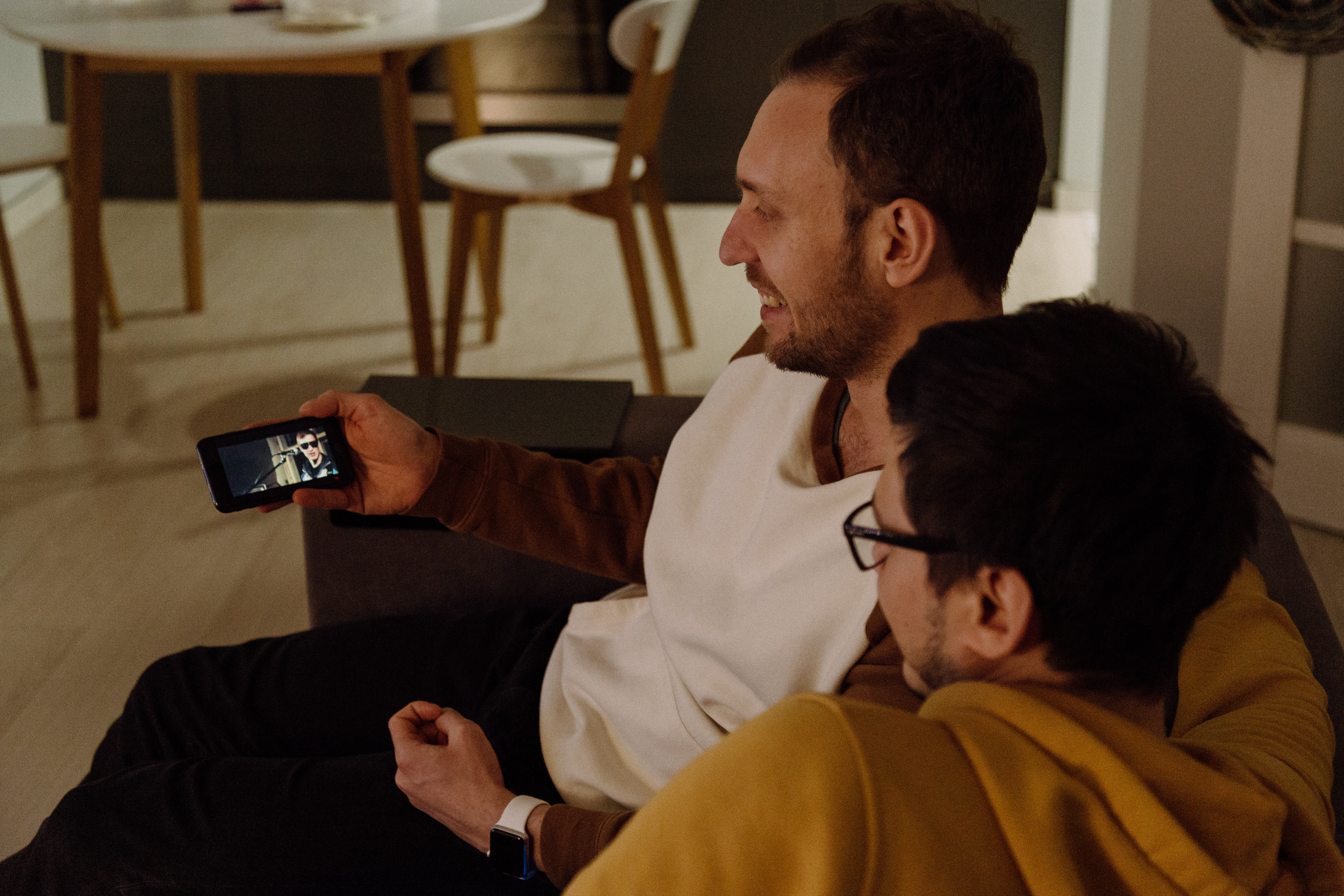 How to speak with your partner about digital boundaries